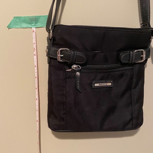 🥳SOLD🥳   Roots bag - Picture 3 of 9